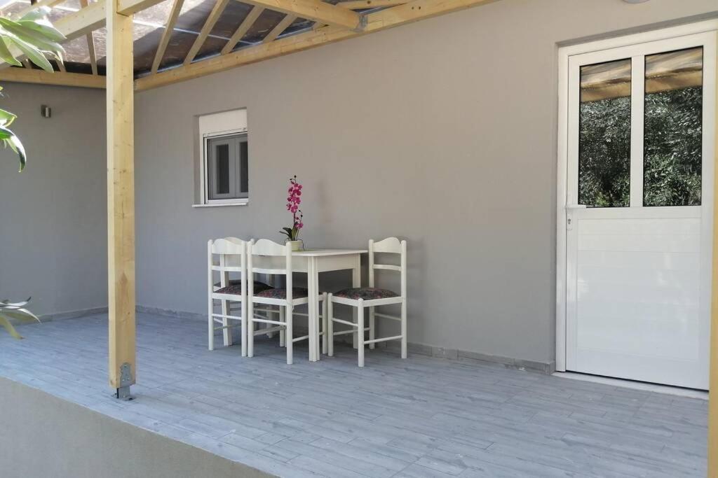 Αqua Blue Villa Agios Spyridon  Luaran gambar